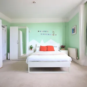 **** Guest house Lichfield House United Kingdom