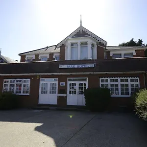 Hotel Park -, Ilford